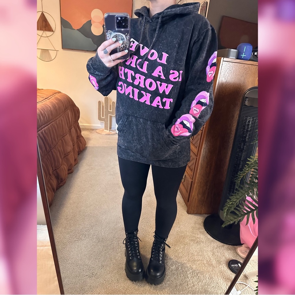 Festy Besty Love Is A Drug Worth Taking Washed Hoodie Size Small